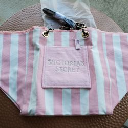 New VS TOTE Bag