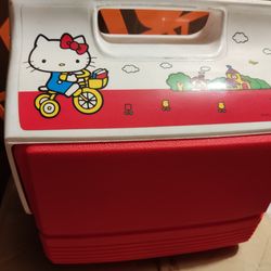 Igloo hello kitty lunch box cooler