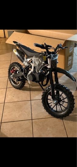 Brand new gas powered Dirtbike 50cc