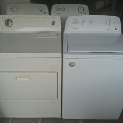 Whirlpool Washer And Gas Dryer 