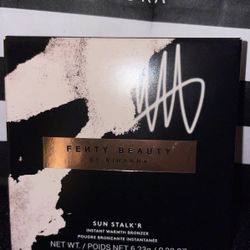 Fenty Beauty Bronzer - Sun Stalk'r Instant Warmth