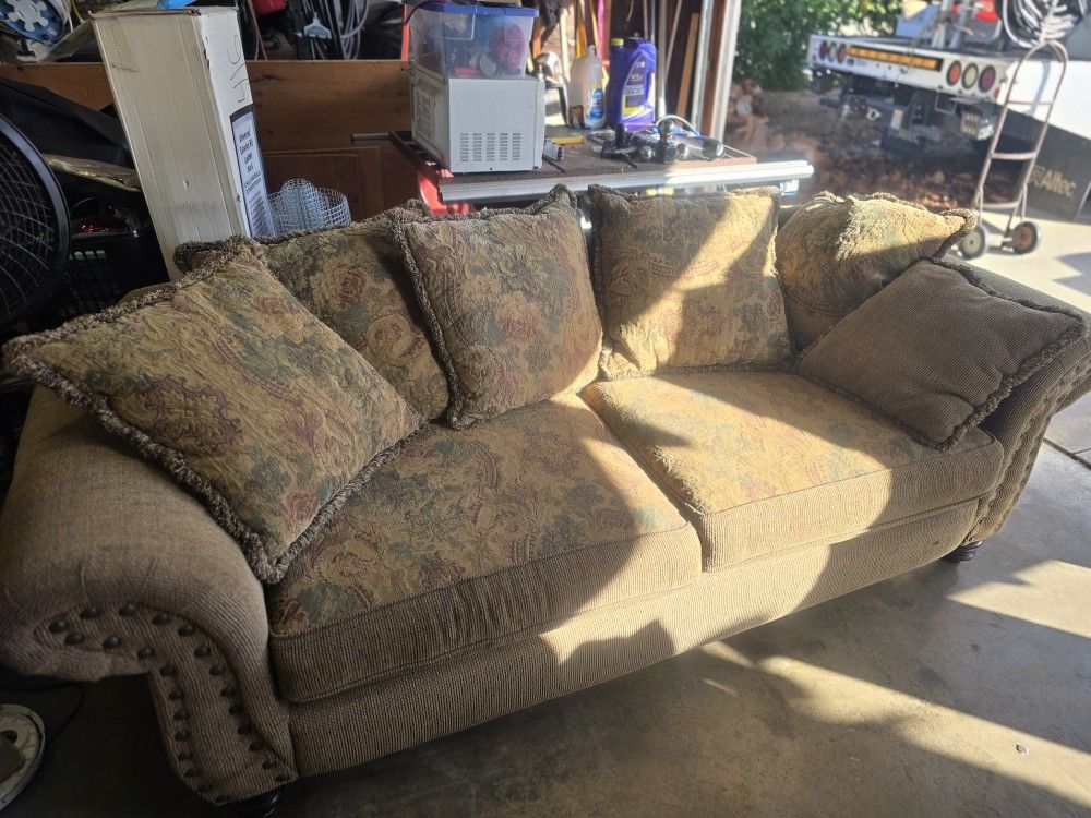 8ft Couch, Very Comfortable. Excellent Condition!
