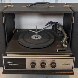 Vintage Realistic Garrard Amplifier Phonograph Turntable -Needs Serviced