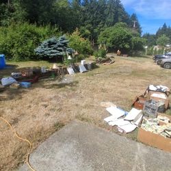 BIG YARD GARAGE SALE!! Kitchen Stuff Clocks Vintage Items Glass Bowls Sports Cards Material Fabric Womens Men's Clothing Lamps