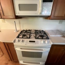 GE Profile 30” Gas Range