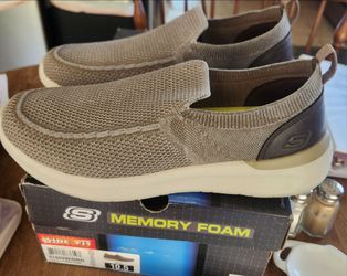 Sketchers Shoes Slip ins Men's Memory foam Casual Canvas Taupe.
