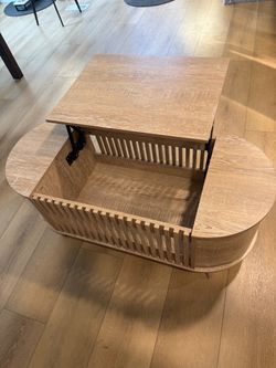 Lift Top Coffee Table with Hidden Storage – Rustic Wood
