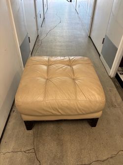 Vintage Tan Leather Tufted Ottoman