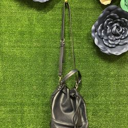 Zara Basic Collection Navy Blue Crossbody Bucket Bag With Silver Hardware