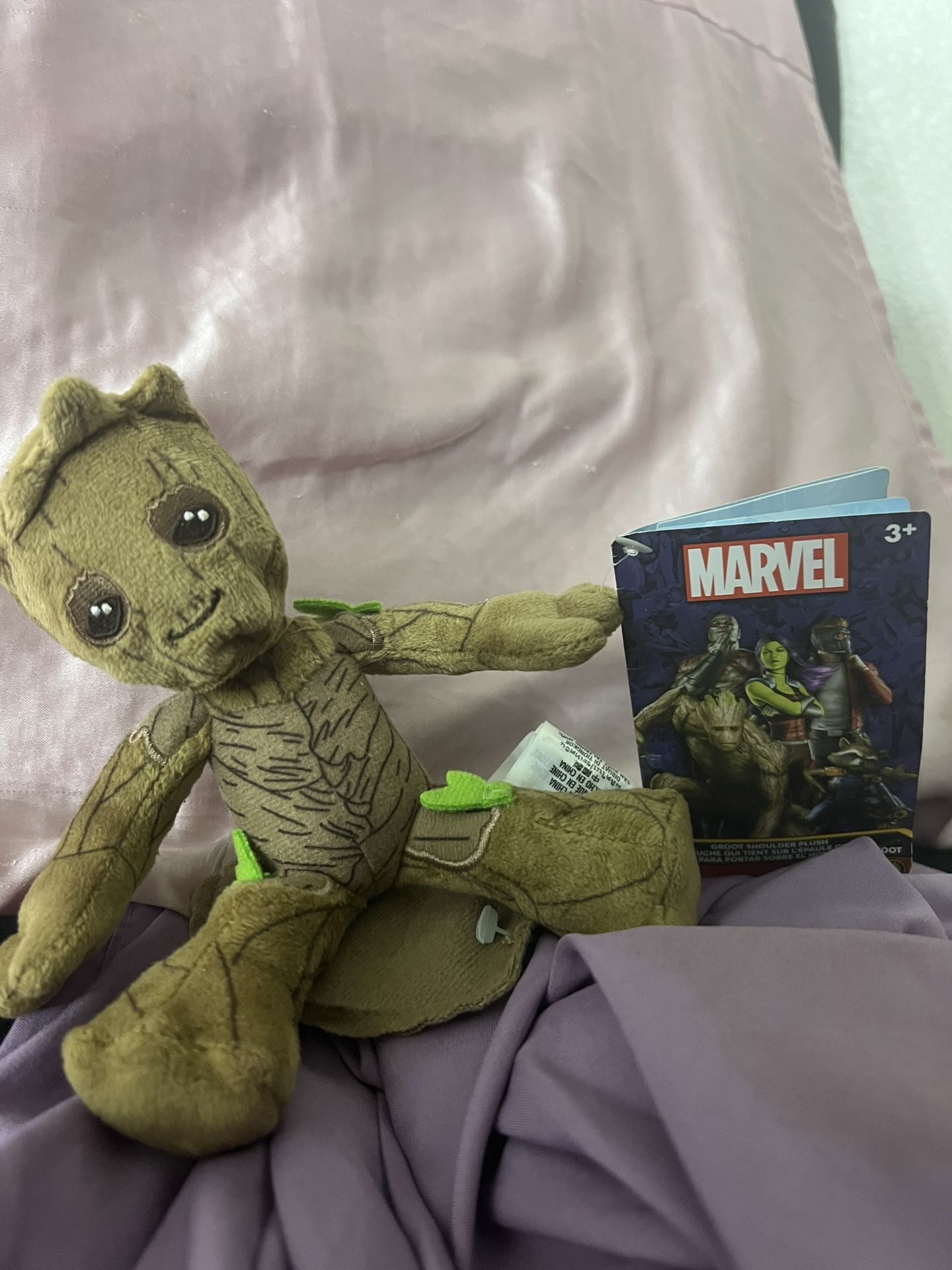 I am groot shoulder plushie magnet
