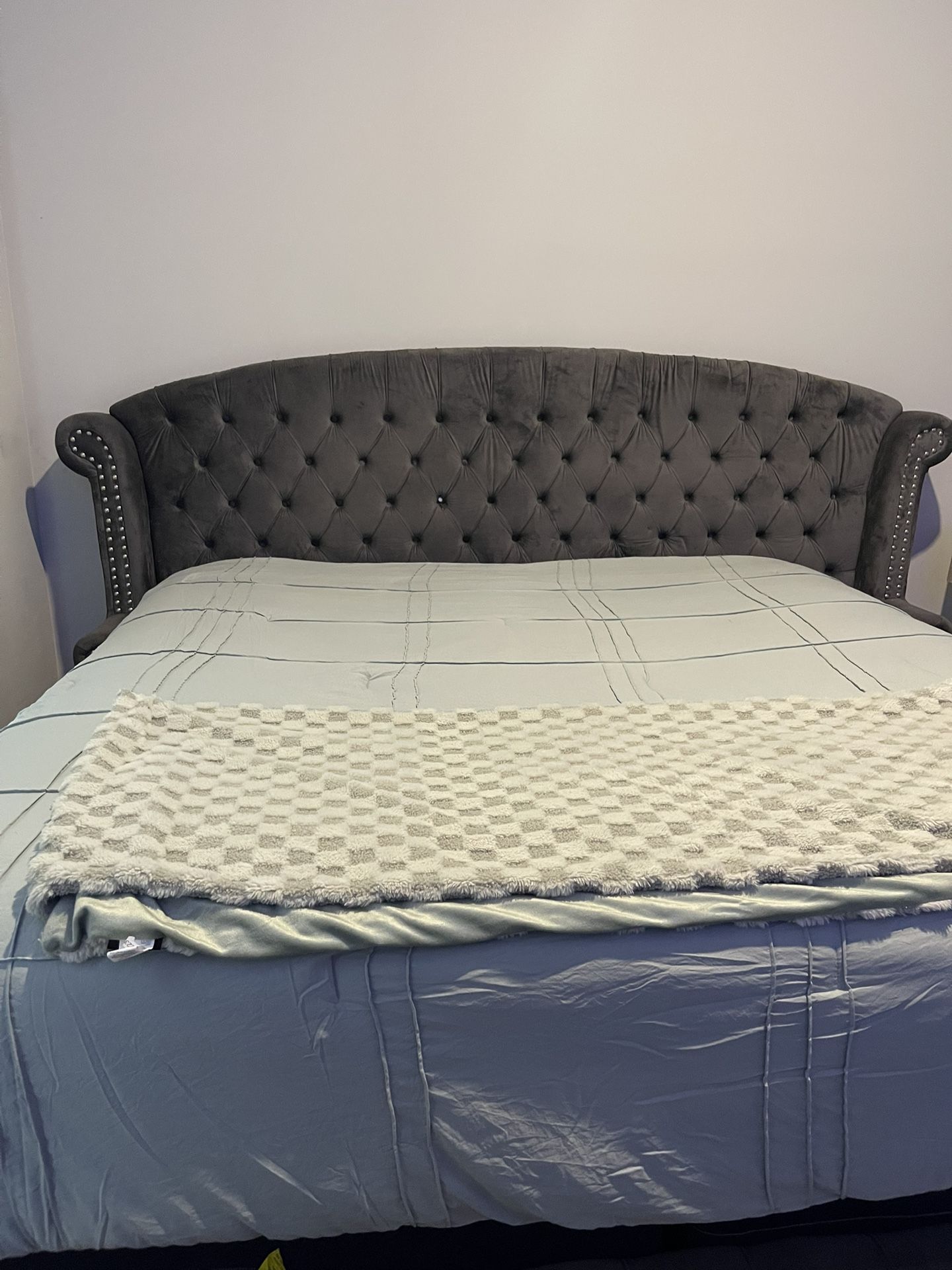 King Size Bed