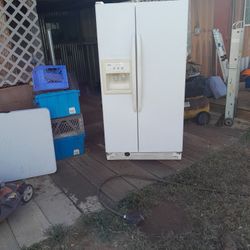Kenmore Coldspot Refrigerator 