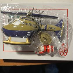 University Of Washington Husky Ornaments