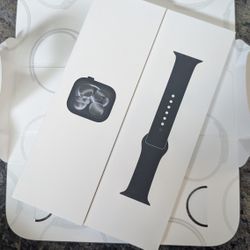 Apple Watch Series 11 46mm Cellular 