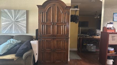 armoire Bedroom hutch/armoire