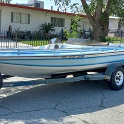 Selling My 1989 Hawaiian Boat .  