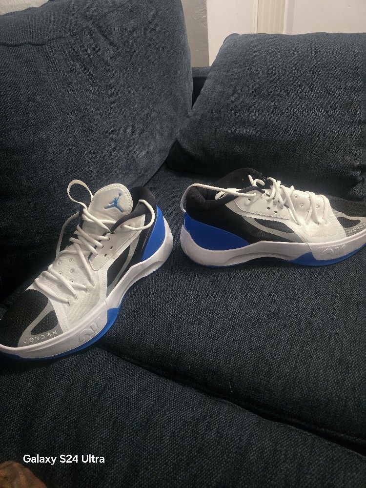 Jordan Men's Zoom Size 13 Like New