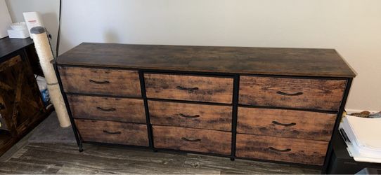Rustic 9-Drawer Fabric Dresser