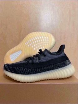 Adidas Yeezy Boost 350 V2 Carbon Size 4 Mens / 5 Womens FZ5000 Brand New