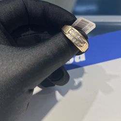 10k Ring 4.5 Grams 