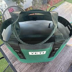 Yeti Camino 35