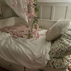 IKEA Hemnes Day Bed With Storage