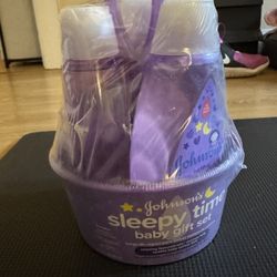 Johnson’s Sleepy Time Baby Gift Set