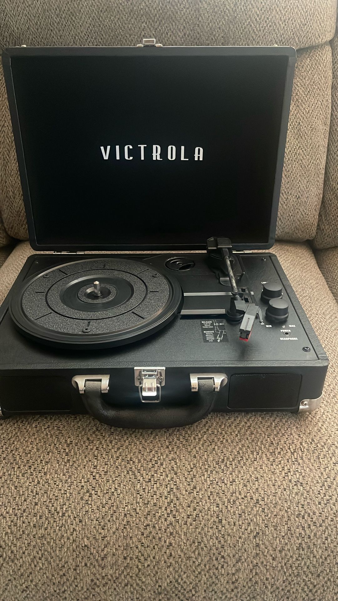 Victoria Turntable