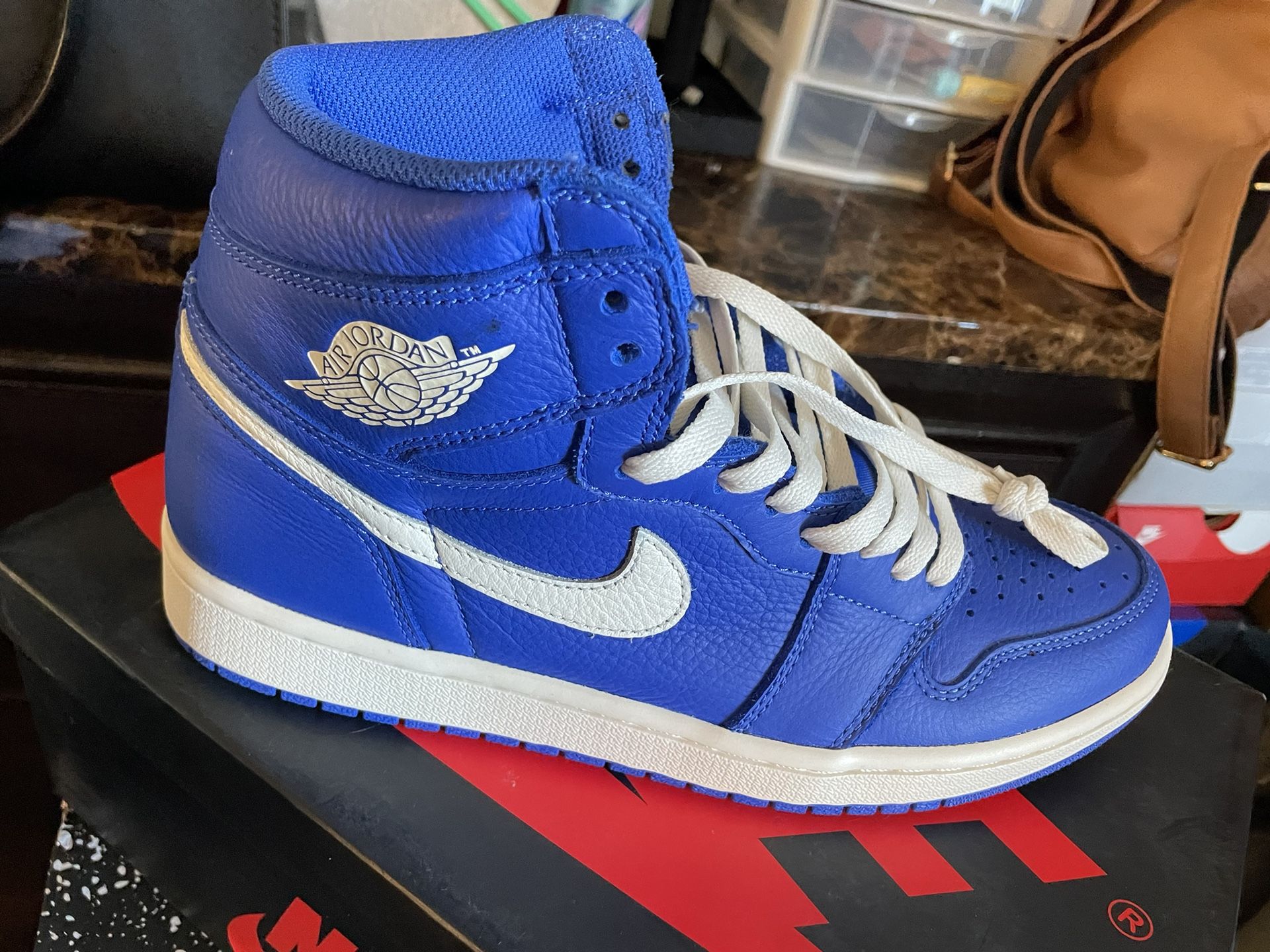 Air Jordan 1 Retro High OG Royal 