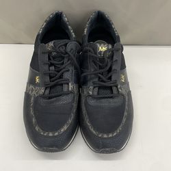 Michael Kors men’s shoes. Item No 317 (Shopgoodwill)