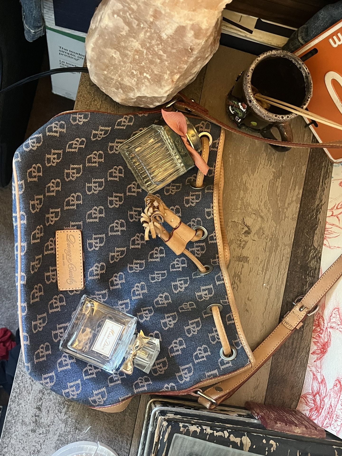 Dooney & Bourke bag