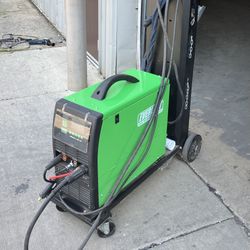Welder Everlast Multi-Process Mig/Tig/Stick