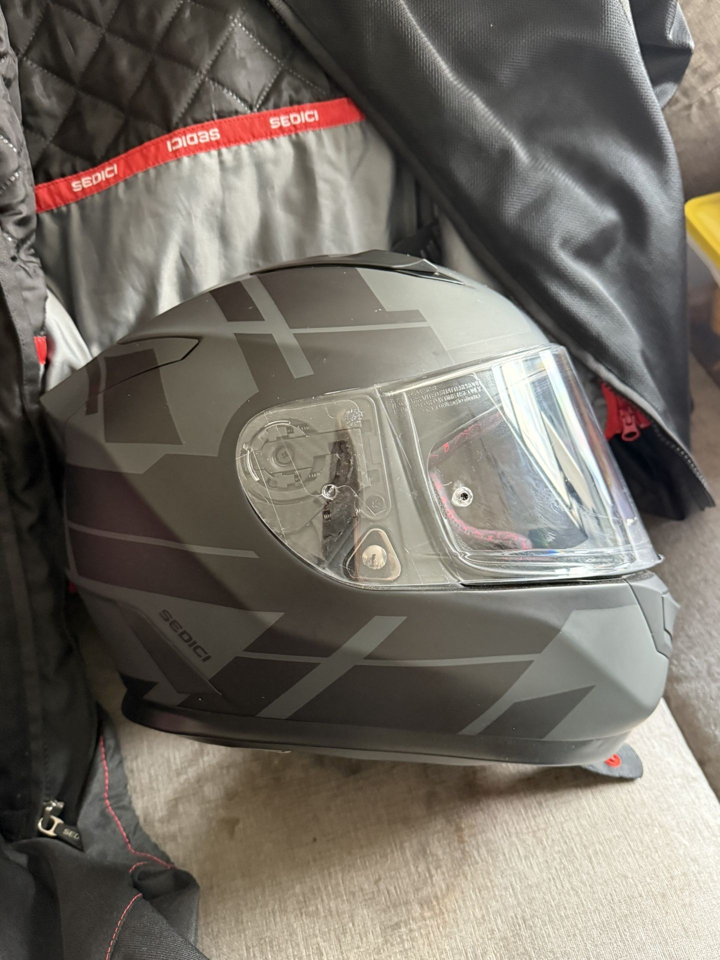 Sedici Helmet , Jacket, And Backpack! OBO