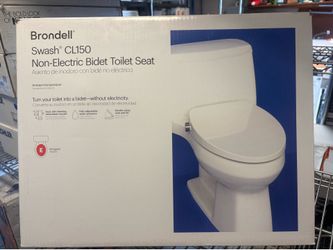 Brondell Swash CL150 Elongated Manual Bidet Toilet Seat. New