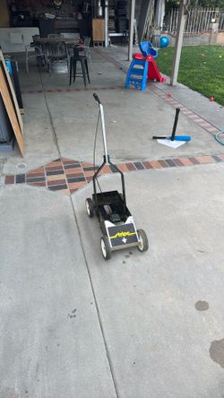 Striping Walking Machine