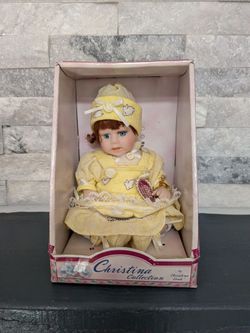 2004 LIMITED EDITION CHRISTINA COLLECTION PORCELAIN  DOLL BY CHRISTINA VERDI