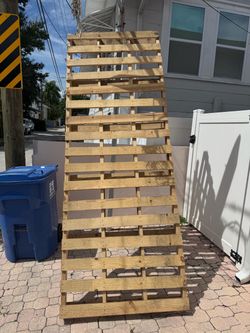 FREE PALLET (take it for the wood)
