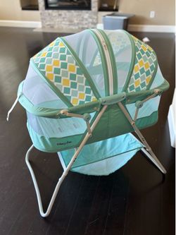 Baby bassinet (portable)