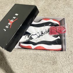 Jordan 11 Lows Concords 