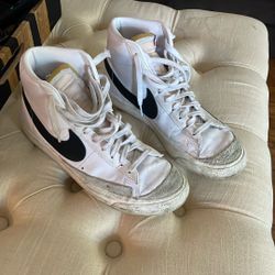 Nike  Shoes 