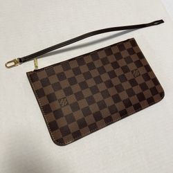 Louis Vuitton Damier Ebene Neverfull Pouch