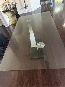 Dania Furniture Glass Kitchen Table - 6 chairs