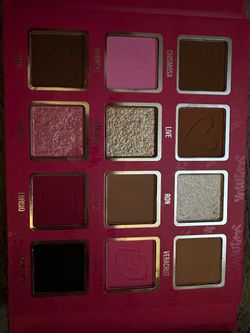 makeup palette