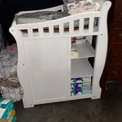 Baby Changing Station (Best Offer)