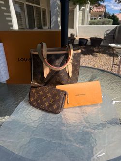 Louis Vuitton Monogram Tote Bag with Pouch
