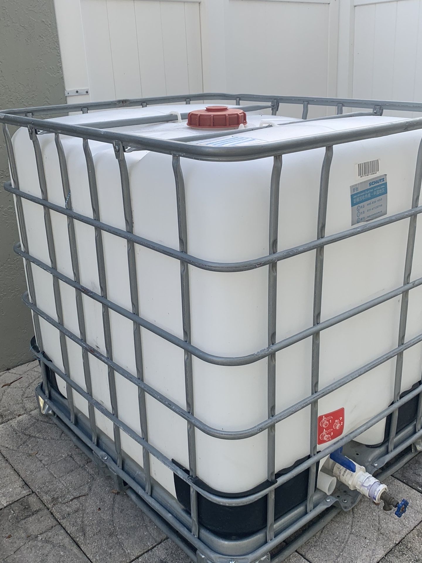 Water Tank 250 Gallons