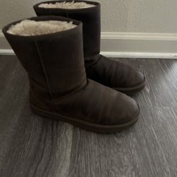 Size 11 Brown Leather Uggs