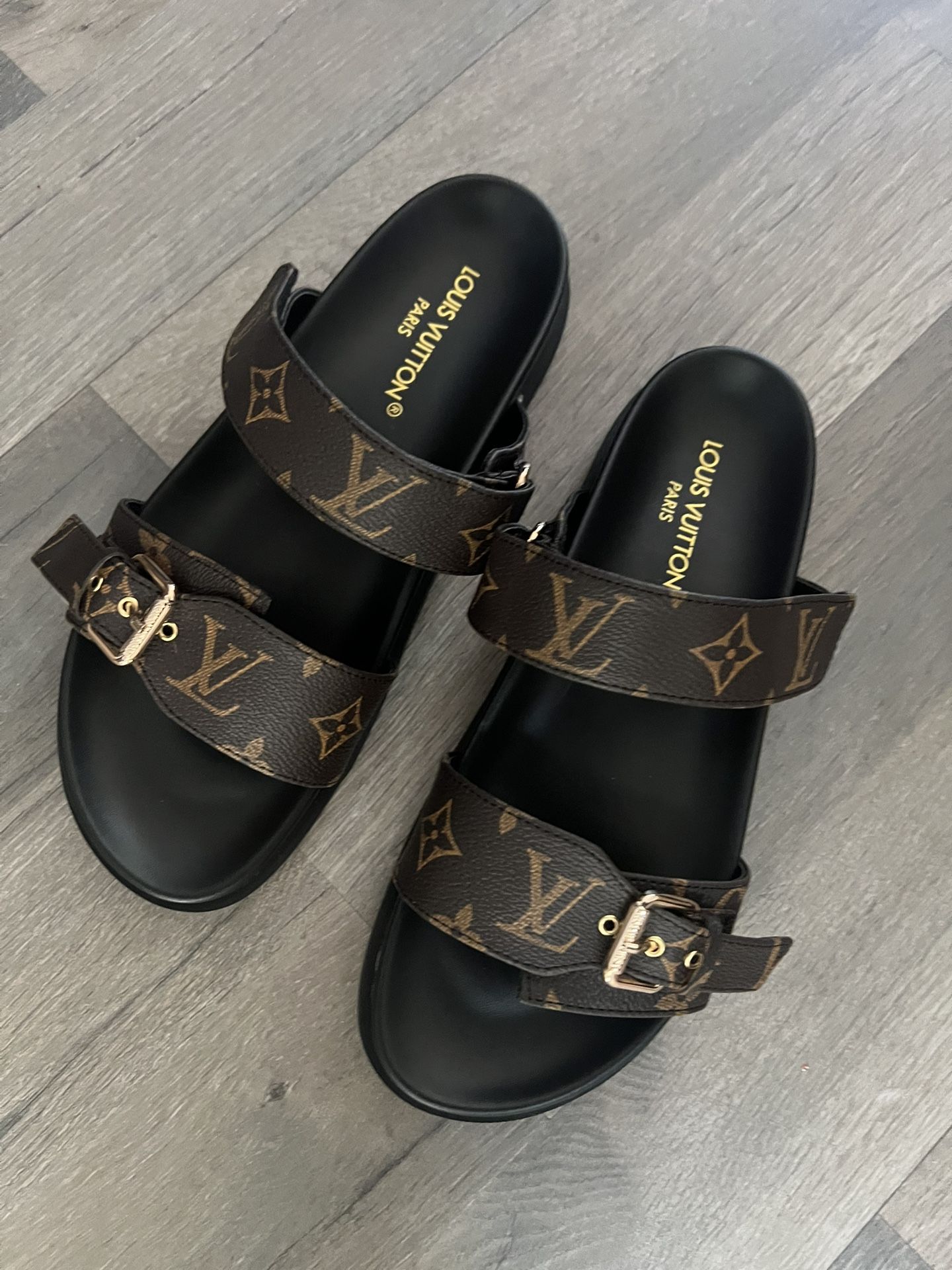LV Bom Dia Flats Size 41