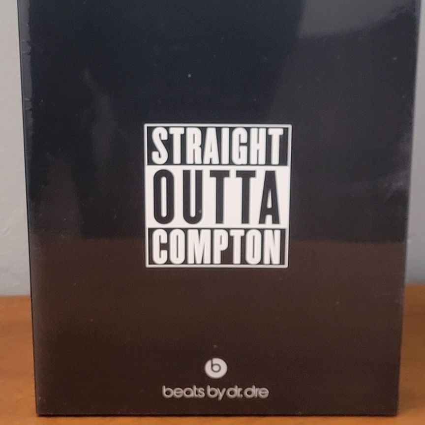 Beats by Dre. Straight Outta Compton Unbox - YouTube