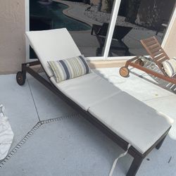 Long Chair With Cushions